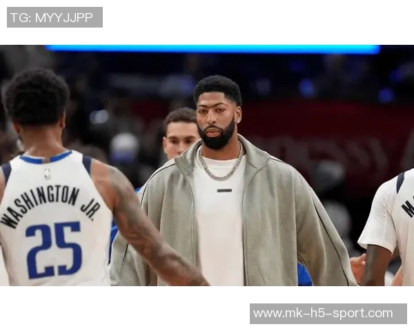 浓眉再度受伤引发担忧巴克利感叹朋友哈里森因此遭解雇